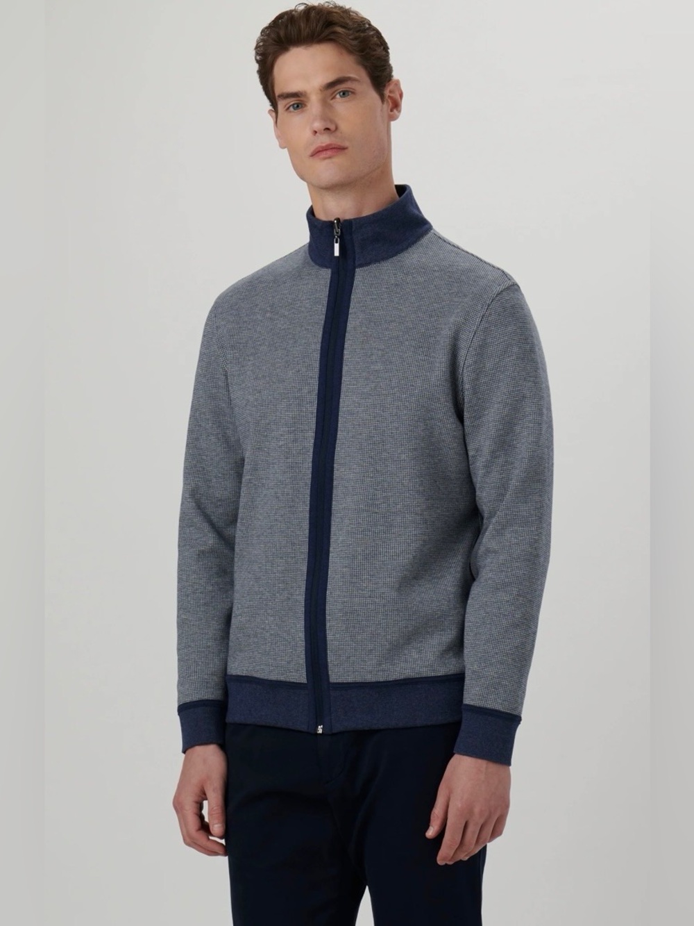 Bugatchi Full-Zip Jersey Sweater with Navy Trim Sz M